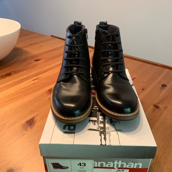 Man vegan leather black boots with zipper. New - Picture 3 of 8
